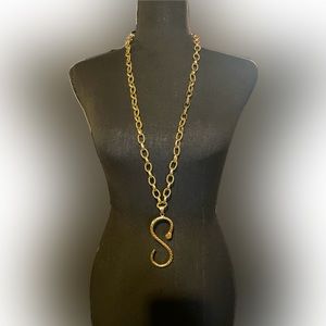 Beautiful statement necklace